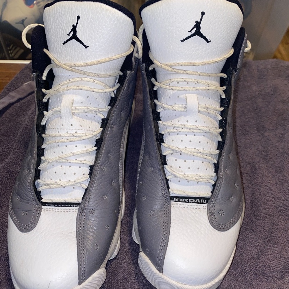 Nike air Jordan retro 13 Atmosphere grey